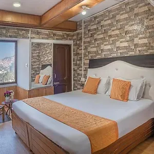 Oak View 3* Shimla